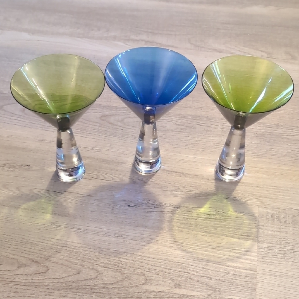 Elegant Glass Art Set - Blue and Green